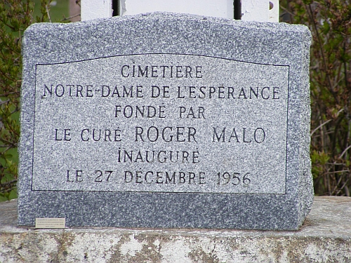 Cimetire Notre-Dame-de-l'Esprance, Laval-sur-le-Lac, Laval, Québec