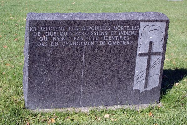 Cimetire (2e) de Notre-Dame-de-la-Dor, La Dor, Le Domaine-du-Roy, Saguenay-Lac-St-Jean, Québec