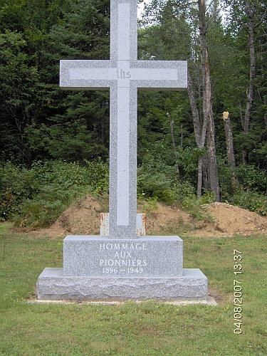 Cimetire de Ste-Vronique, Rivire-Rouge, Antoine-Labelle, Laurentides, Québec