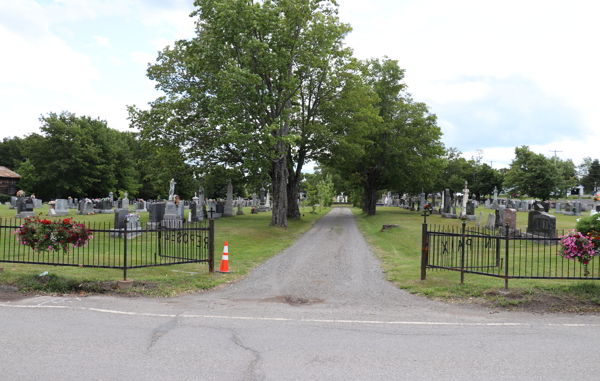 Bellevue R.C. Cemetery, St-Pamphile, L'Islet, Chaudière-Appalaches, Quebec