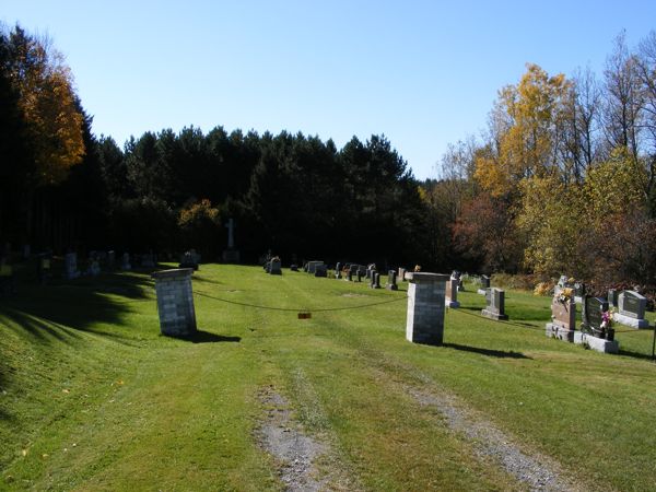 St-Simon-les-Mines R.C. Cemetery, Beauce-Sartigan, Chaudière-Appalaches, Quebec