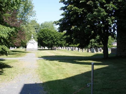 Cimetire de St-Sulpice, L'Assomption, Lanaudire, Québec