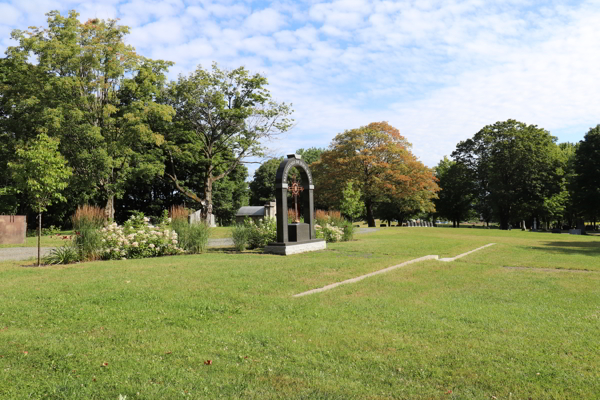 Jsus-Marie Nuns R.C. Cemetery, Lvis, Chaudire-Appalaches, Quebec